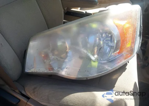 2014 Chrysler Town & Country Touring из США, поврежденный, VIN 2C4RC1BG1ER224566